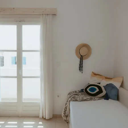 Sunset Getaway Paros Alikí