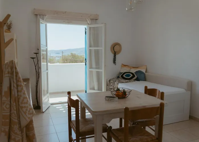 Sunset Getaway Paros Alikí