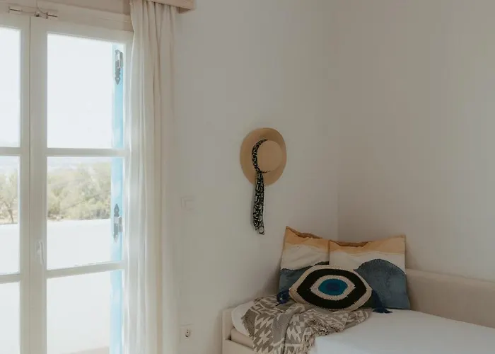 Sunset Getaway Paros Apartamento Alikí